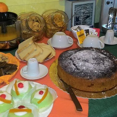 Agora A 2 Minuti Dalla Valle Dei Templi E 5 Minuti Dal Mare 住宿加早餐酒店 3*
