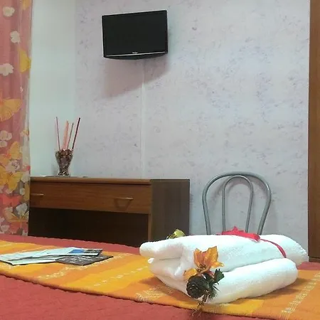 Alojamento de Acomodação e Pequeno-almoço Agora A 2 Minuti Dalla Valle Dei Templi E 5 Minuti Dal Mare 3*