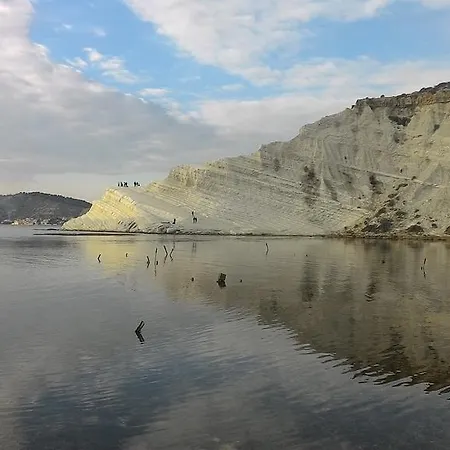 Agora A 2 Minuti Dalla Valle Dei Templi E 5 Minuti Dal Mare Panzió 2*